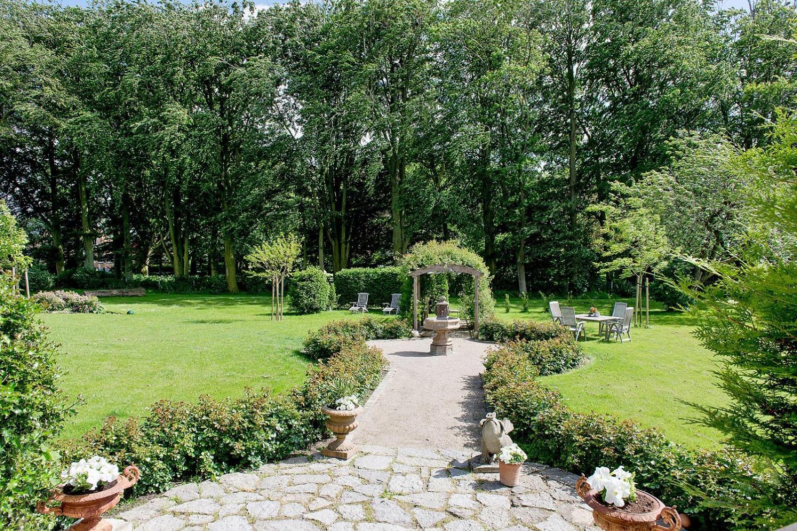 Vita Huset Pa Oesterlen Gärsnäs Exteriér fotografie